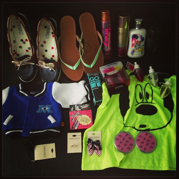 asked earlier today if yâall would be interested in a mall haul ...