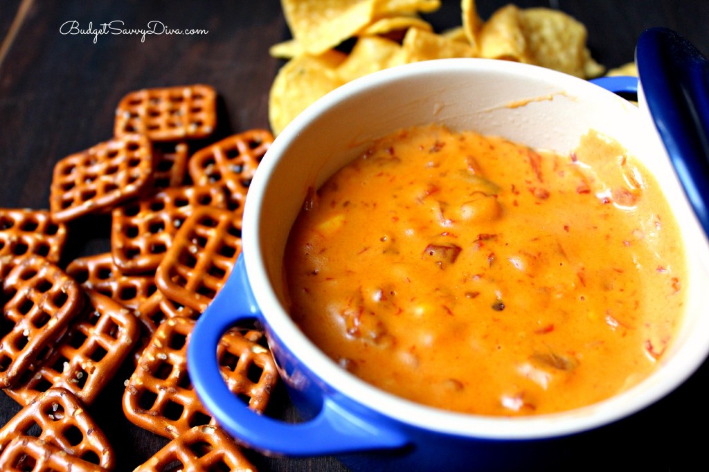 Easy-Cheesy Slow Cooker Queso Recipe