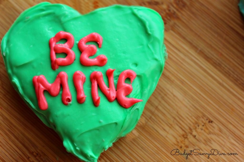 Conversation Heart Mini Cakes Recipe 