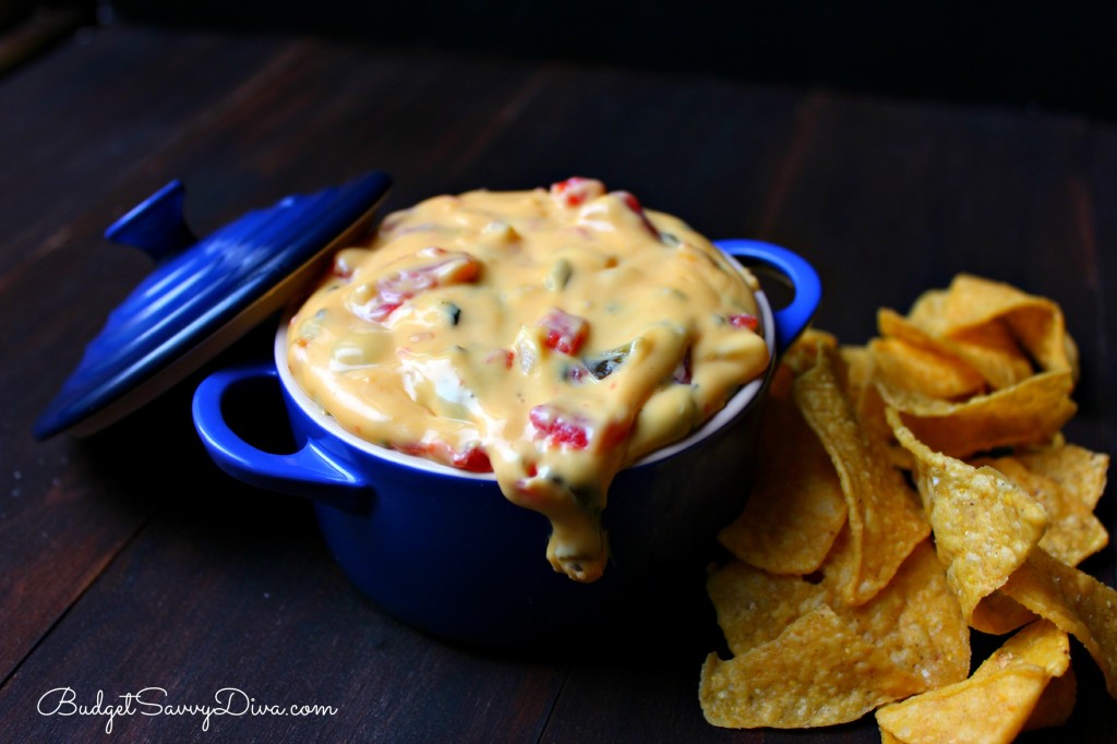 Easy Spinach Queso Recipe 