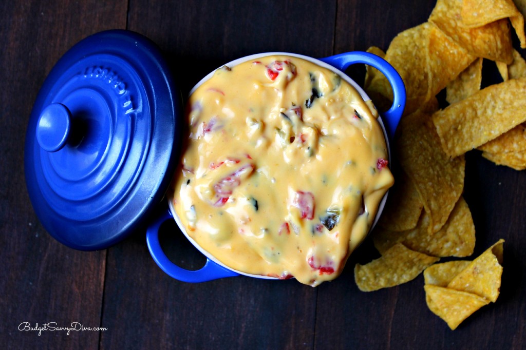 Easy Spinach Queso Recipe 