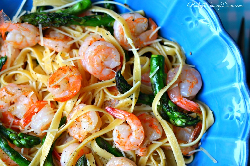 Easy Shrimp and Asparagus Fettuccine Recipe 
