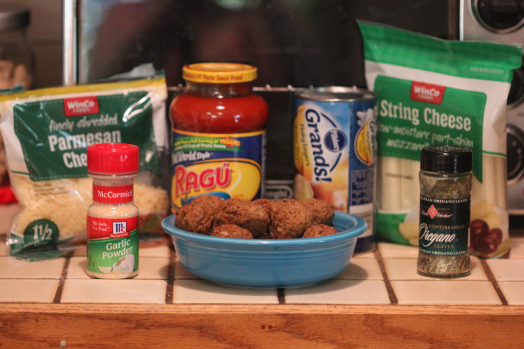 Cheesy Meatball Bubble Biscuits Recipe 