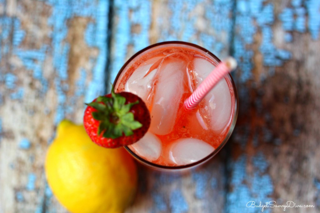 Rainforest Cafe Copycat Strawberry Lemonade Recipe 