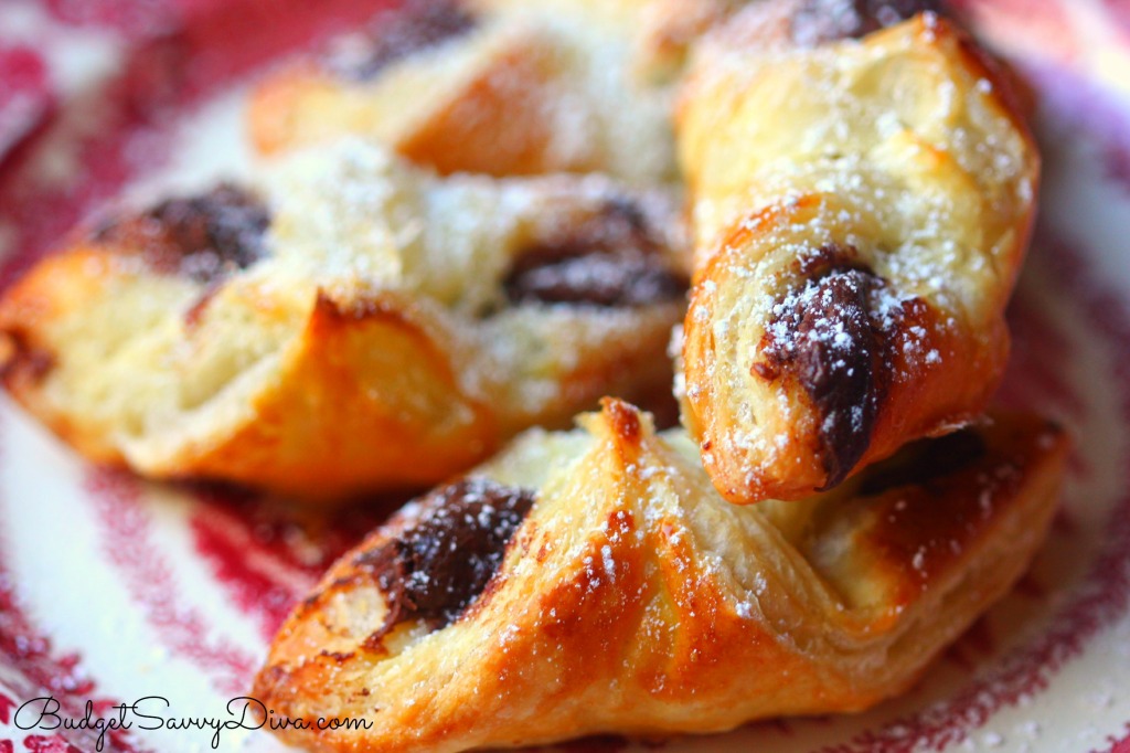 Super Easy Nutella Puffs Recipe