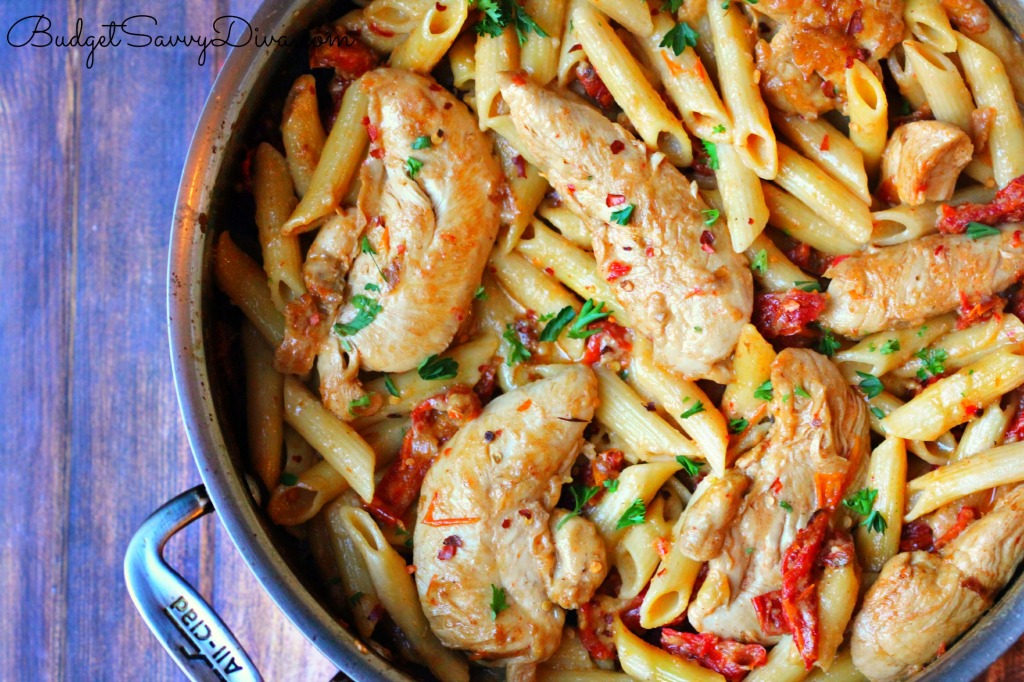 Chicken Mozzarella Pasta with Sun-Dried Tomatoes Recipe 