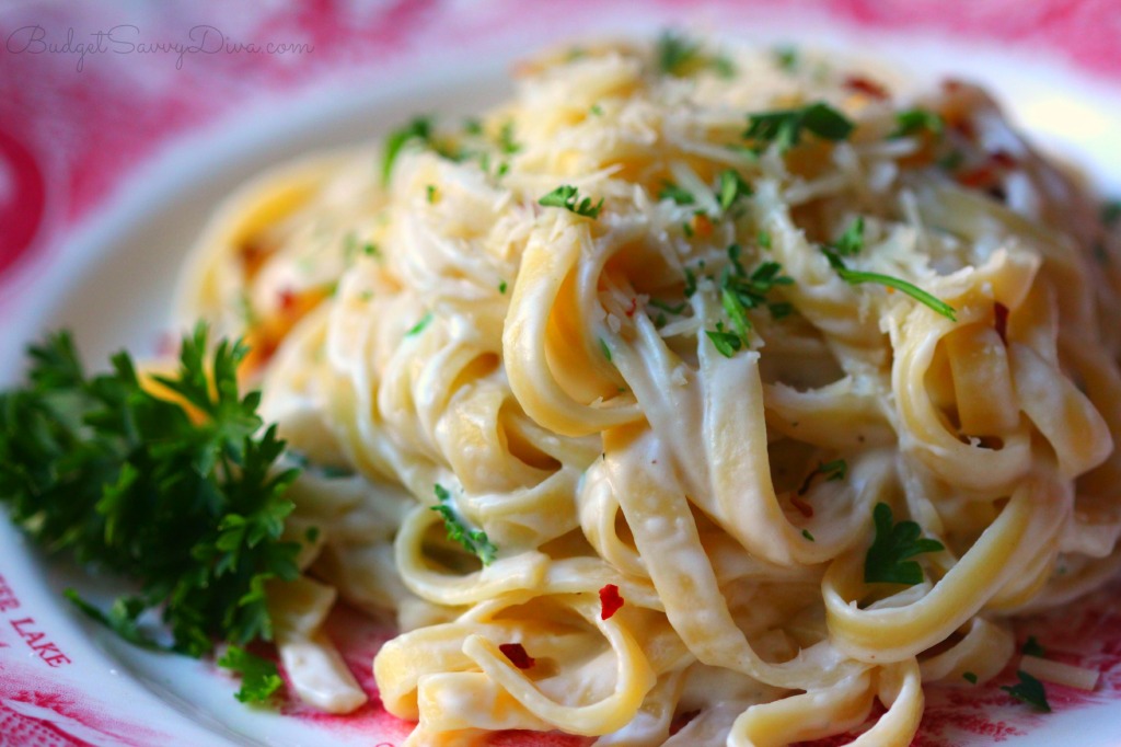 One Pot Skinny Fettuccine Alfredo Recipe 