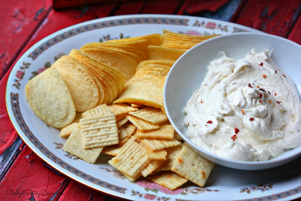 Easy Ranch Dip Recipe #BigGameSnacks