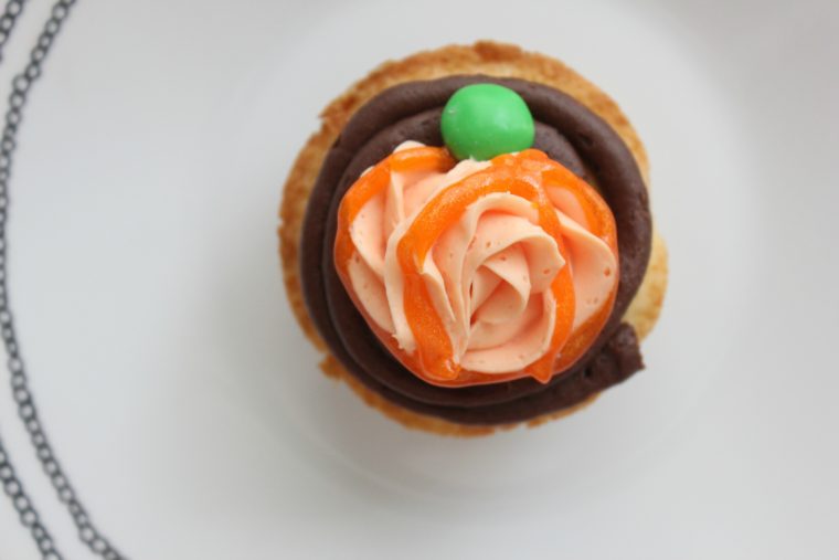 pumpkin-cupcake-3