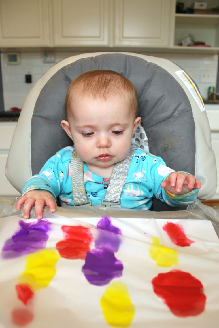 Mess-Free Baby Painting — Baby Play Hacks