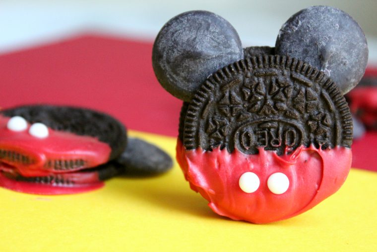 Mickey Mouse Inspired Sandwich Cookies - Budget Savvy Diva