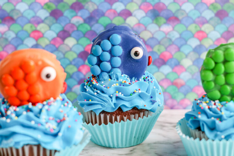 tropical fish cupcakes