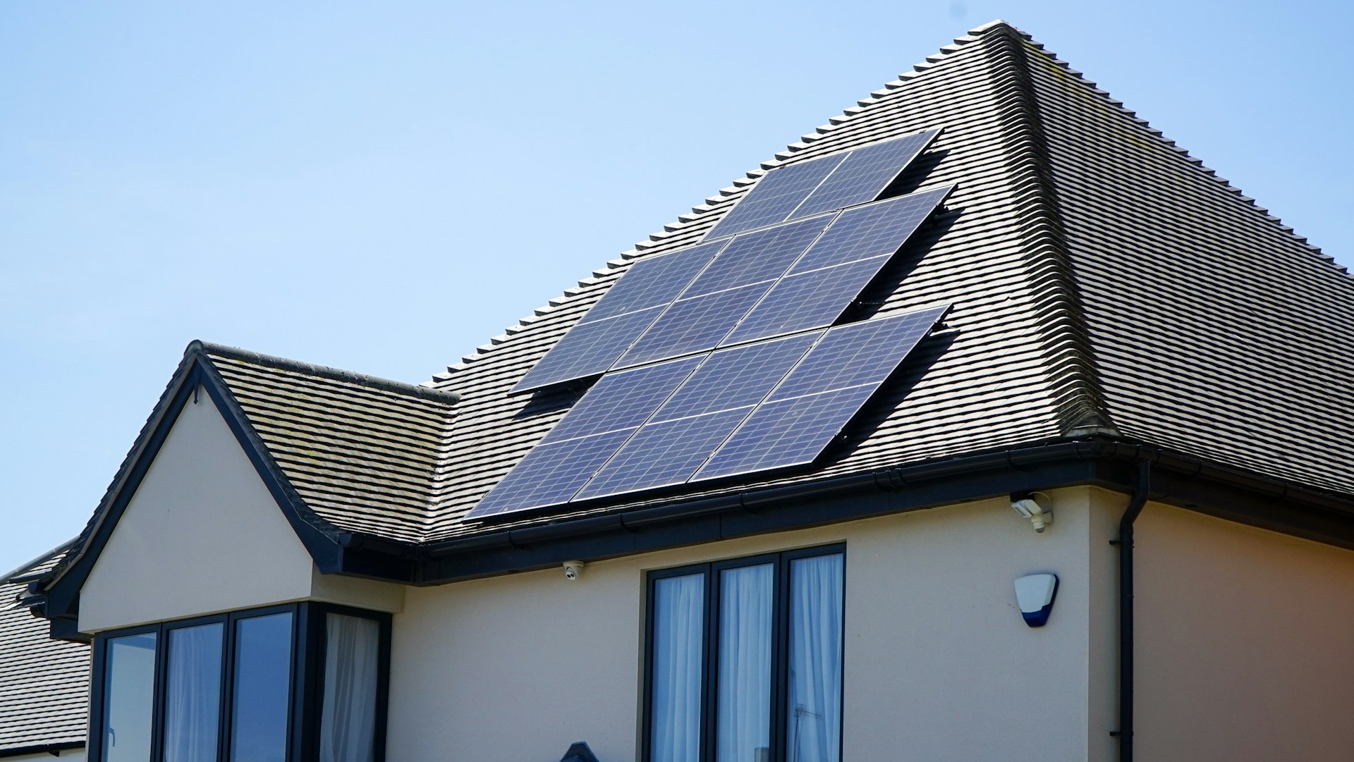 Why You Should Switch to Solar for Your Home Budget Savvy Diva